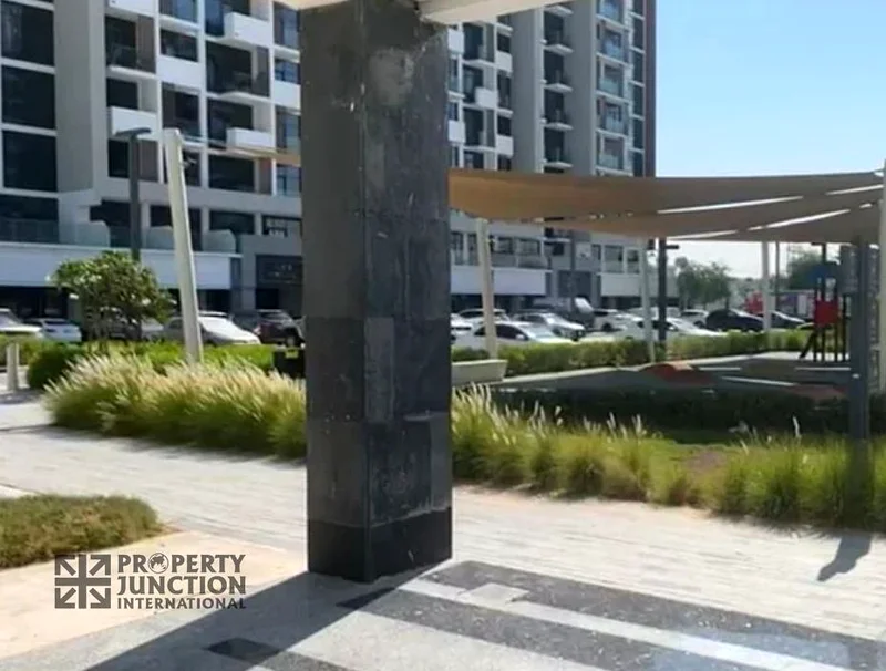 Spacious Unit F&B  Shell and Core64065595924994111