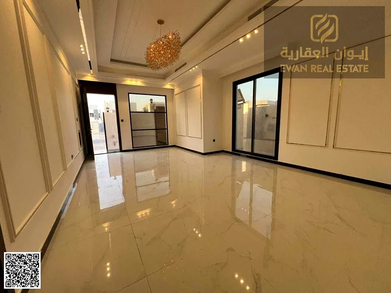 فيلا للبيع // /مساحة واسعة 5 غرف ماستر // سطح63908032990723111