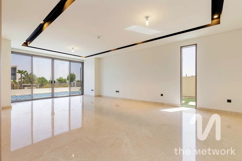 Park View | Vacant Now | Private Pool63753651089537113