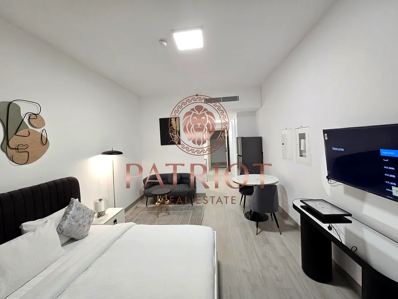 Elegant Furnished Studio // Monthly // LUMA JVC64050140182531113