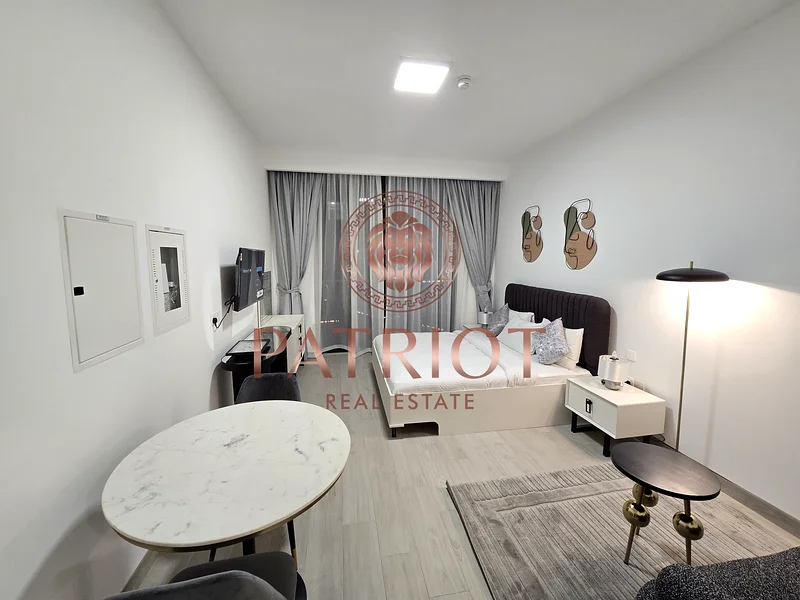 Elegant Furnished Studio // Monthly // LUMA JVC64050140182531110