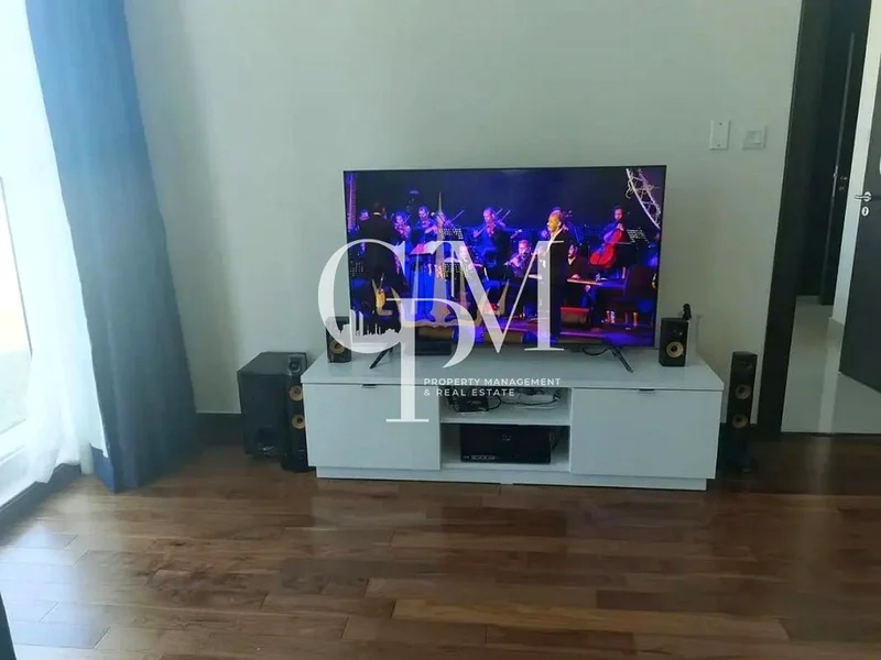 Canal-Front Elegance | Stylish 1-Bedroom Luxury Apartment63845947609602113