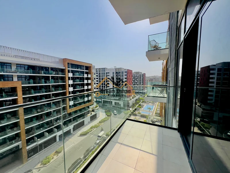 Pool View - Bright Unit | Higher Floor63803213029122113