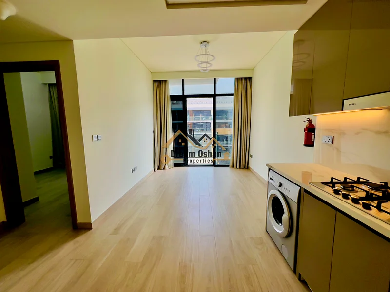 Pool View - Bright Unit | Higher Floor63803213029122110