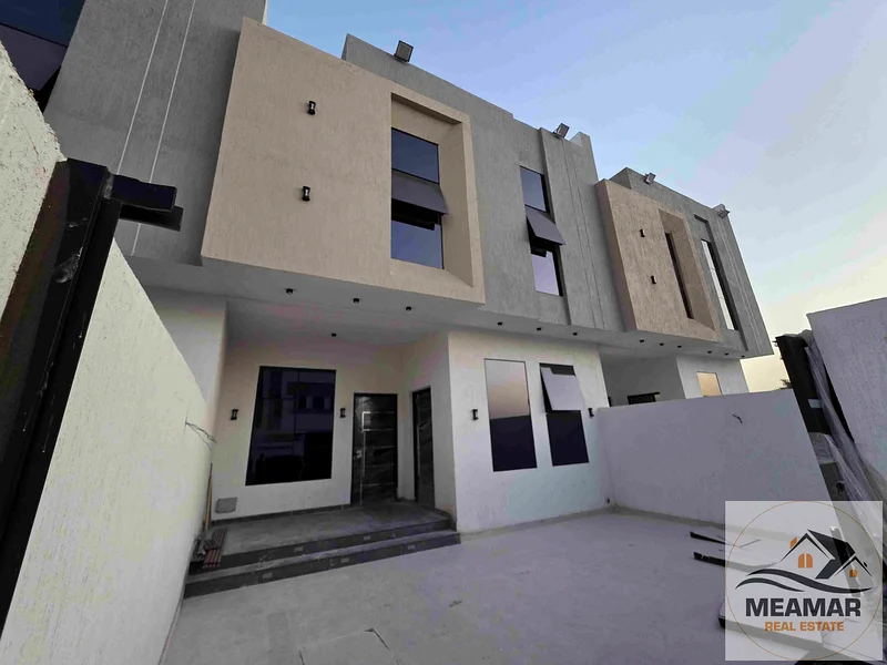 tashtib subar diluks
Villa at an excellent price, including registration and ownership fees, with a roof and super deluxe finishing63892471890306111