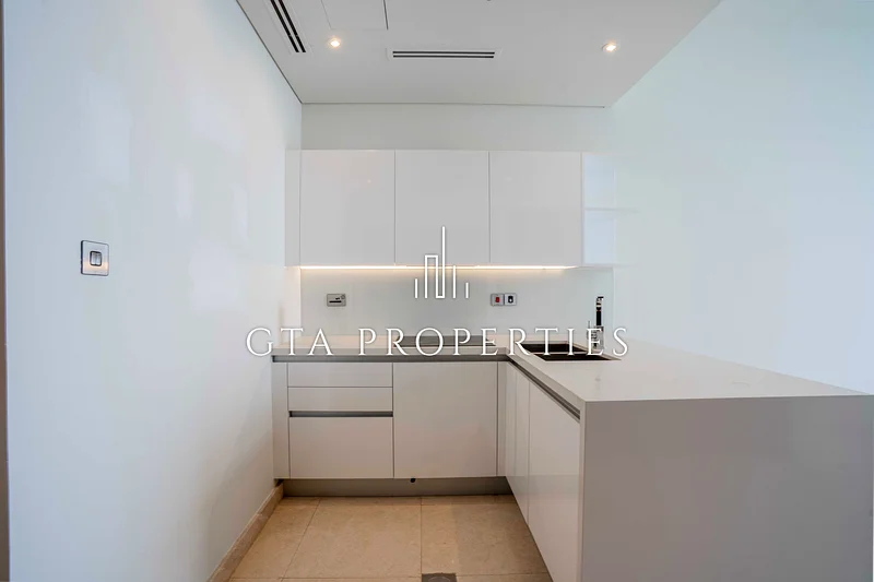 Modern Studio | Panoramic Sea View | Vacant63724787055874112