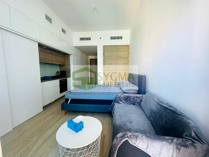 Furnished | Vacant | Genuine Listing63774325362947110