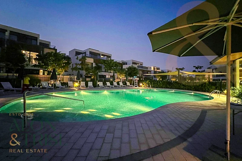 4 غرف نوم + غرفة خادمة | معيشة فاخرة | مؤثثة63806793524866112