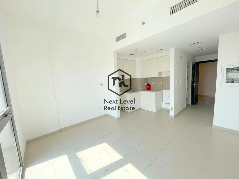 Modern Studio | Boulevard View | Ready to Move In63737083306242110