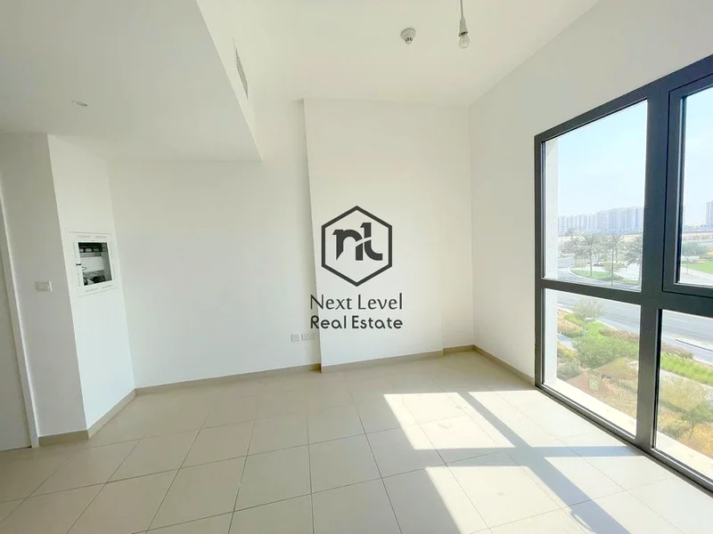 Modern Studio | Boulevard View | Ready to Move In63737083306242111