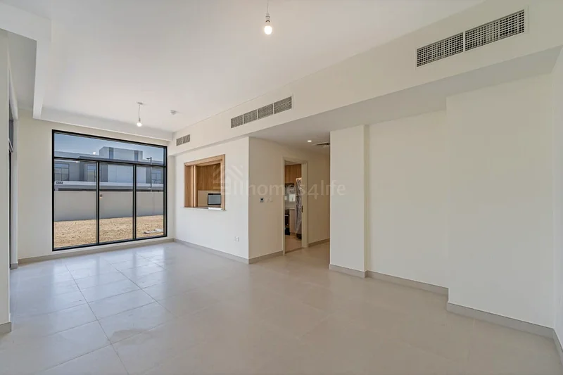 Corner Plot | Roof access | Plot 470063751495194881110