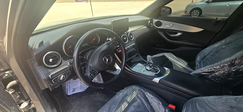 Mersedes-Benz C30063700467057793111