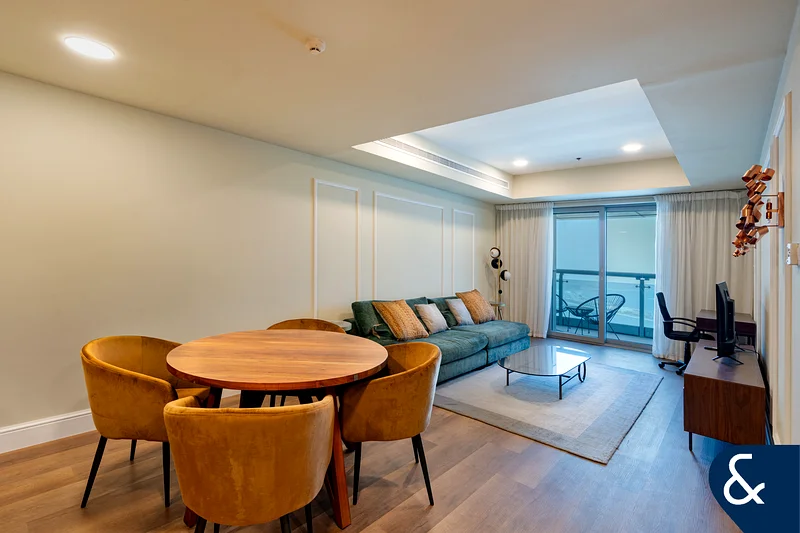 Fully upgraded | Full Palm Views | 2 Beds64041922775426111