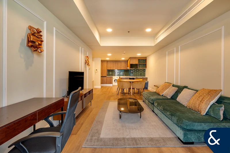 Fully upgraded | Full Palm Views | 2 Beds64041922775426113