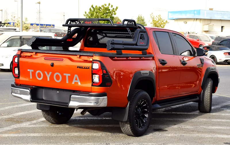 RHD 2024 TOYOTA HILUX DIESEL 4X4 PERFEC CONDITION63700380384003111