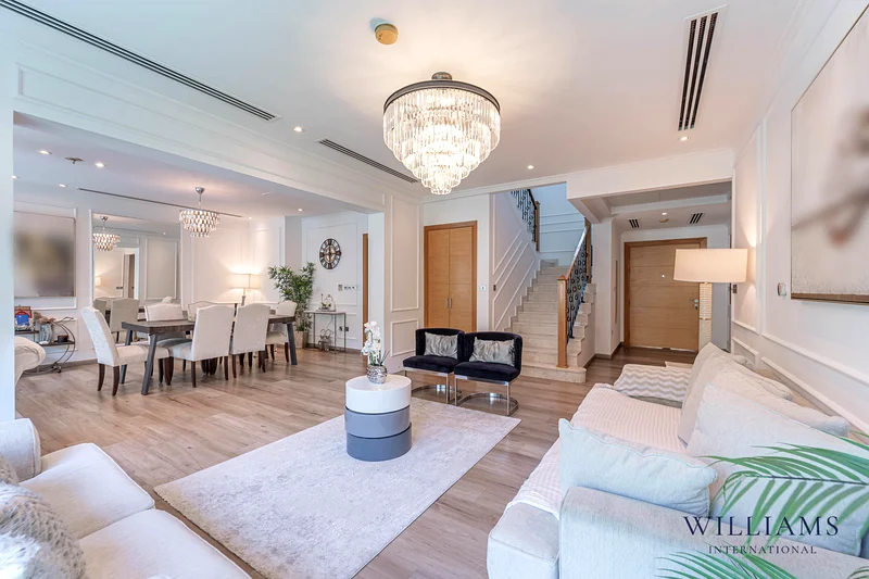 4 BED | UPGRADED | INTERNAL | VOT63922284595073110