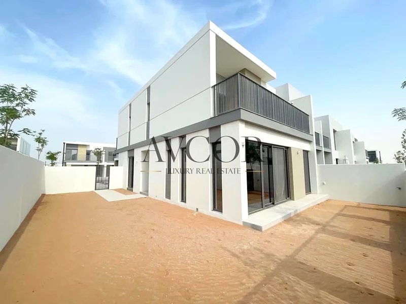 VASTU |COMMUNITY EXPERT| MULTIPLE UNITS| NO AGENTS63930282569346111
