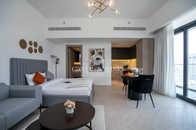 Spacious and Modern Studio | Great Facilities63835592842114113
