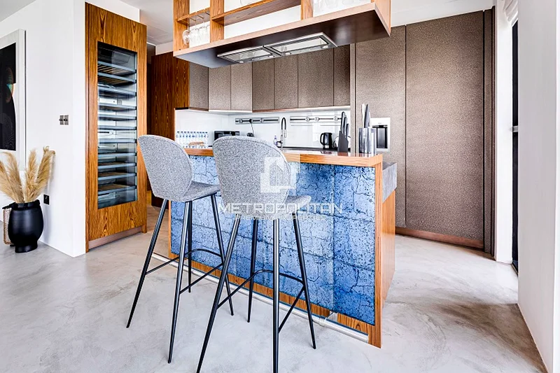 Sea View | Fully Furnished | Upgraded Unit63923650665474113
