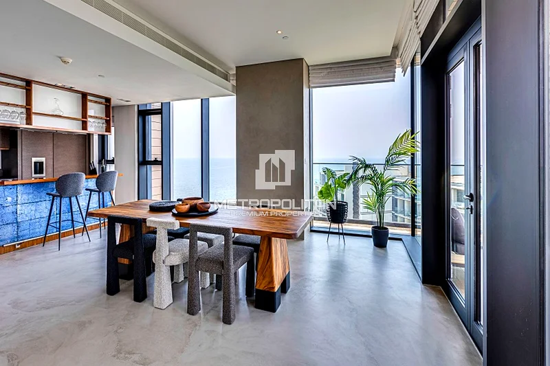 Sea View | Fully Furnished | Upgraded Unit63923650665474111