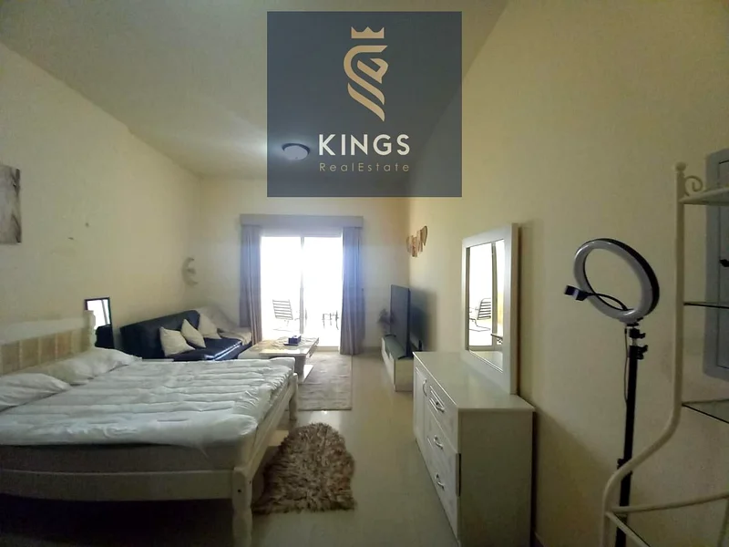 *تُدفع المرافق* استوديو مؤثث للإيجار في رويال بريز.63814456211587112