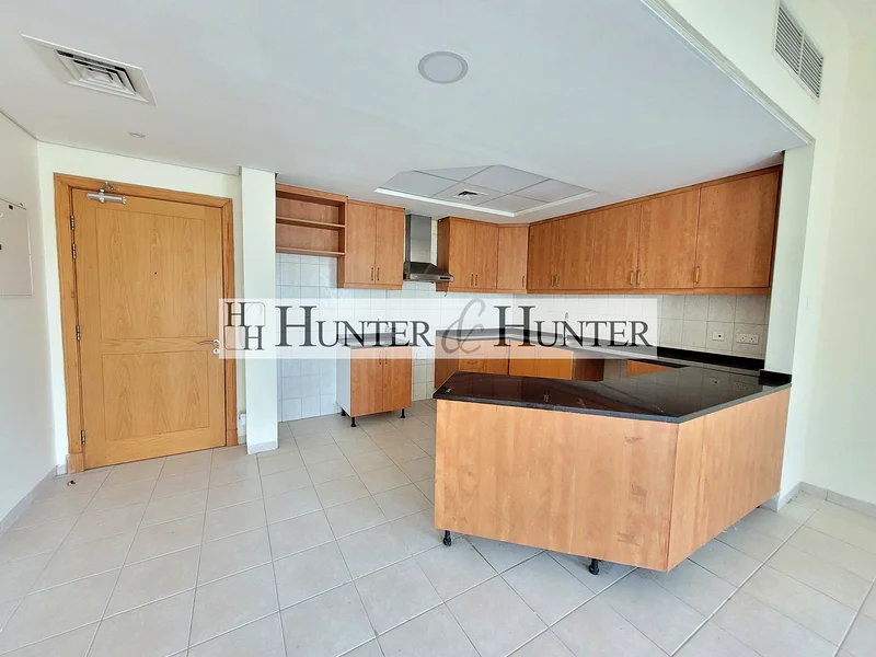 TENANTED | NEXT TO METRO | STORE | 2 BATHROOM63936145264001113