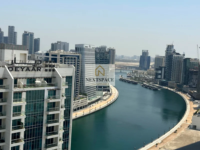 ثلاث غرف نوم | إطلالة على البحيرة وبرج خليفة | بايز بيزنس باي63792574929026111