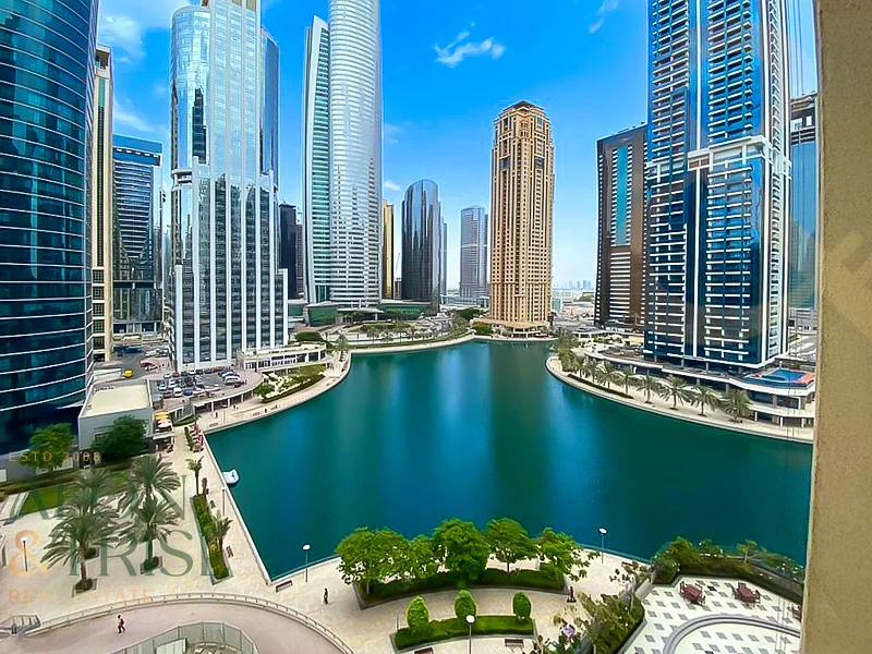 Lake View | High Floor | Close Proximity To Metro63987419600642110