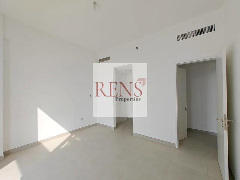 Spacious Layout | Family-Friendly | With Balcony63751581497475114