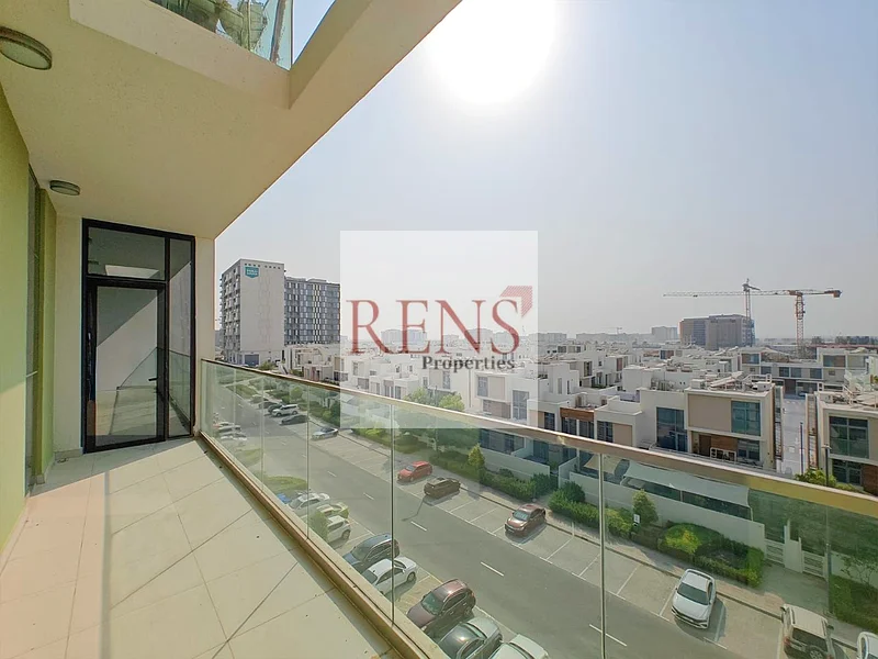 Spacious Layout | Family-Friendly | With Balcony63751581497475110
