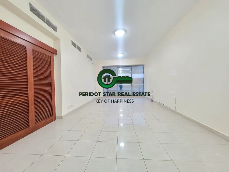 3 غرف نوم + غرفة خادمة || أجهزة مطبخ || بالقرب من المترو || في منخول63767557158914112