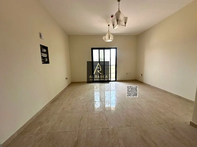 First inhabitant, one room and two bathrooms in Al Jurf 363713311827201110