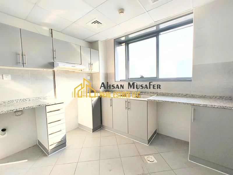 BRAND NEW BUILDING ! PRIME LOCATION! INSIDE CABNIT! AVAILABLE IN EASY 4 CHEQUE ALTOWN SHARJAH63707962132355110