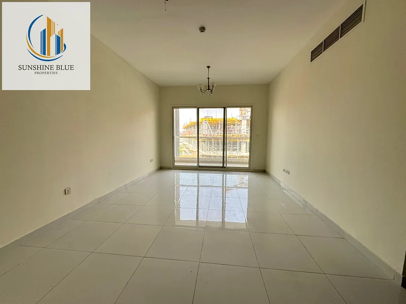 LUXURIOUS 2BHK + CLOSE KITCHEN !! READY TO MOVE !!63731180231425112