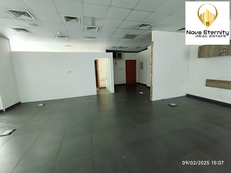 Spacious Office for Rent | Business Bay | Fitted | Near Sobha Shapphire | Easy Al khail access | Prime location63815814136195112