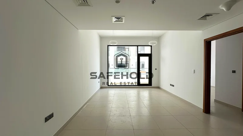 Lifestyle Comforts | Private balcony | Prime Location63766559980929114