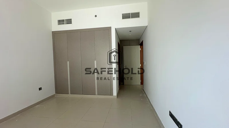 Lifestyle Comforts | Private balcony | Prime Location63766559980929111