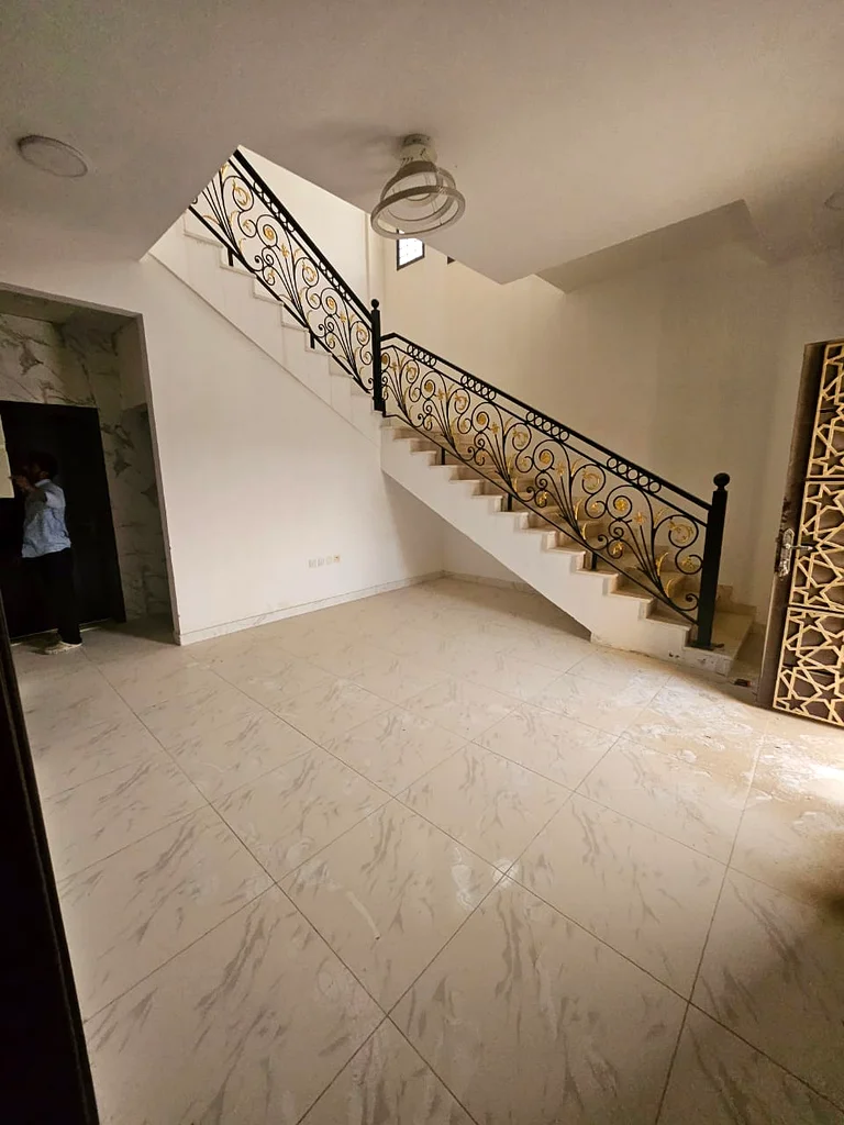فيلا فاخرة للإيجار في عجمان – الياسمين (وحدة زاوية/وحدة نهاية) | تصميم عصري واسع مع حديقة،63717358346883111