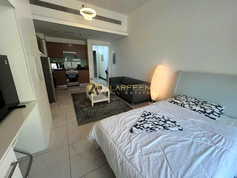 مع الفواتير | 5500 درهم شهريًا | الدفع على 12 شيكًا63786870878339113