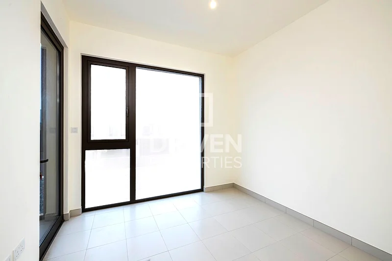 Single Row | Landscaped Garden | Chiller Free63805884601473114