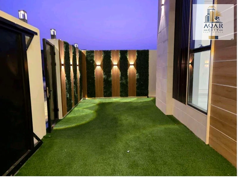 A villa directly from the owner, with personal finishing, on a main street, close to all services, freehold for all nationalities and without a down p63882823522562113