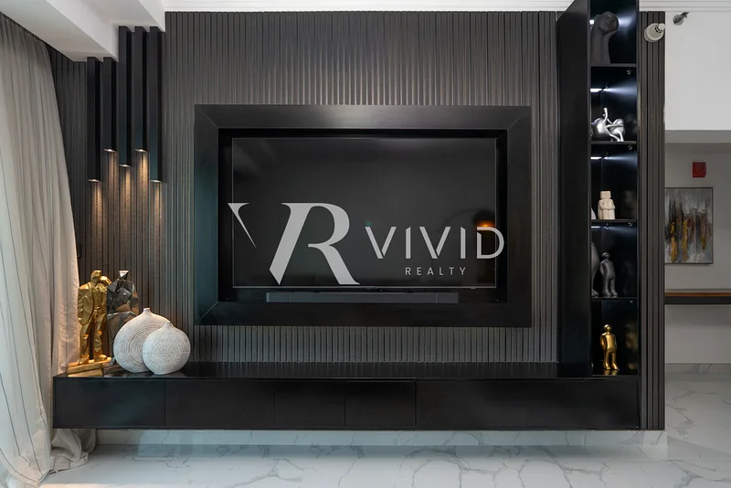 Duplex | Upgraded | Furnished | Vacant | Exclusive63987299644802110