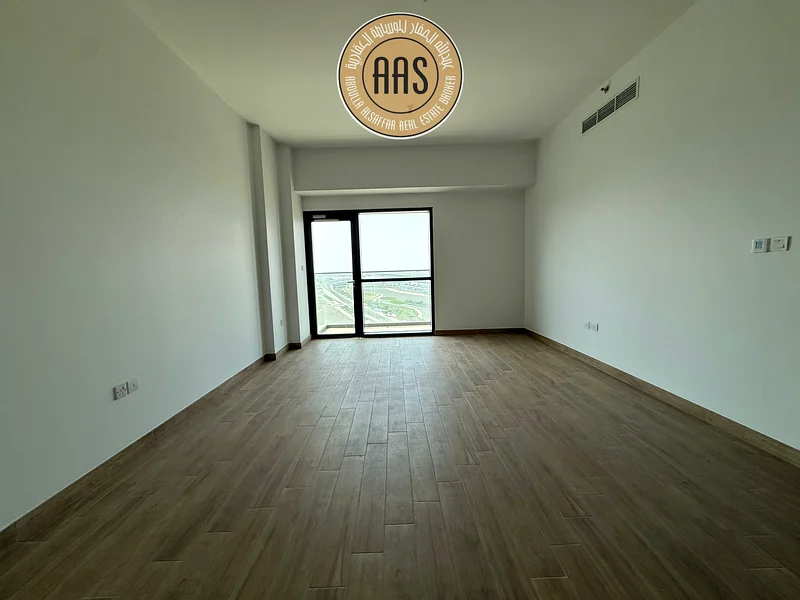 شقة جديدة بثلاث غرف نوم || خيارات متعددة || بالقرب من محطة المترو63751878445953111