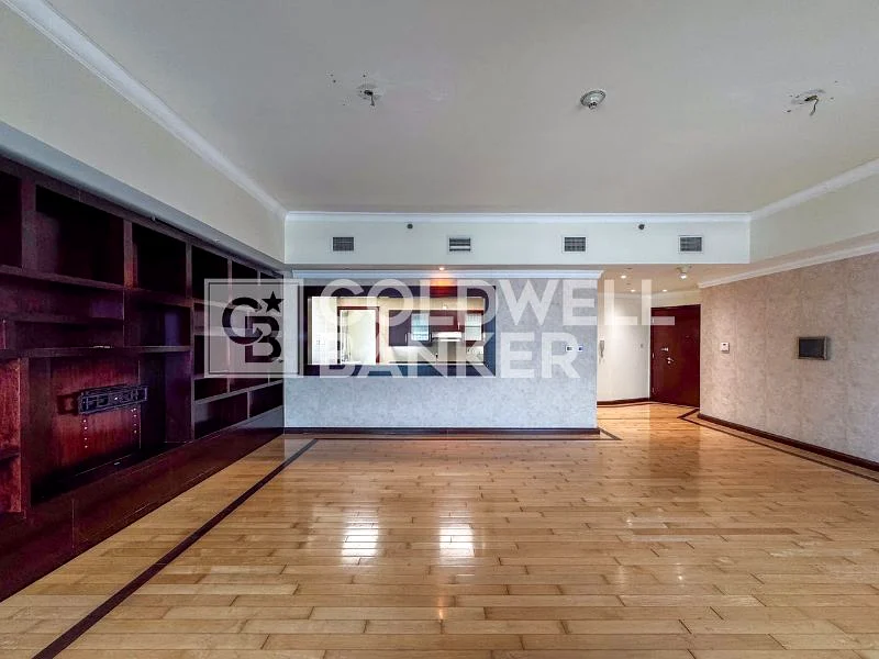 Vacant | Cozy and Spacious | Marina and Canal View63773828066434114