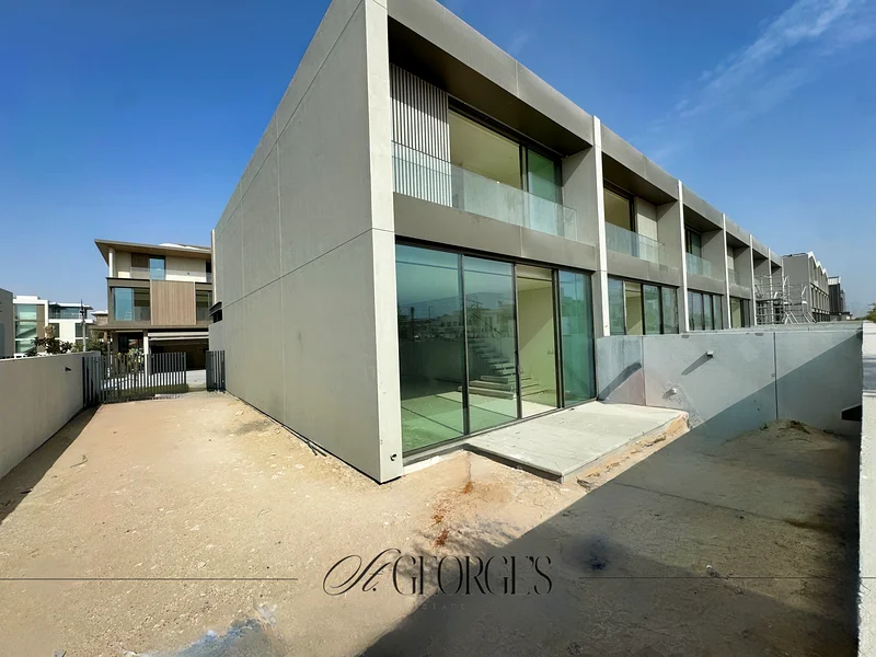 Exclusive | 4,600 Sq.FT Plot | Phase 263931942463233110
