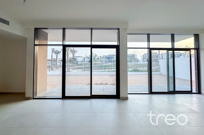 Type A | Pool & Park Backing | Vacant Now63762905551746113