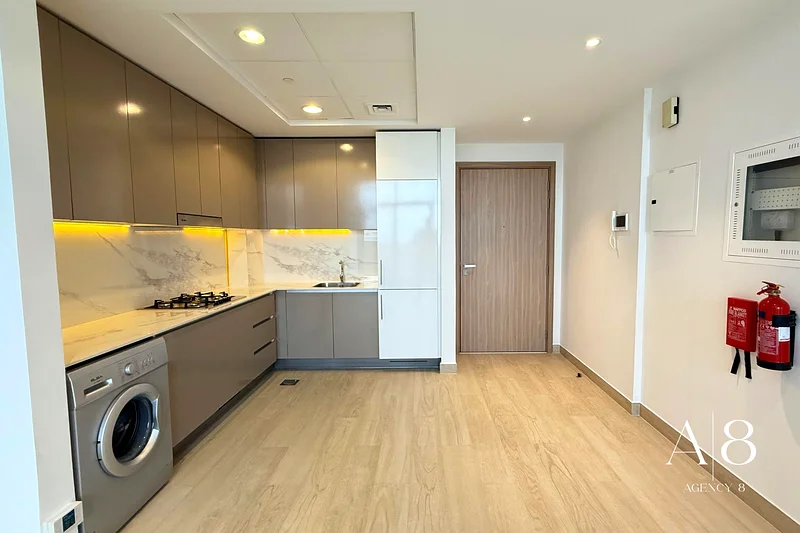 2 Balcony’s | Huge Layout  | Boulevard View63976127845891112