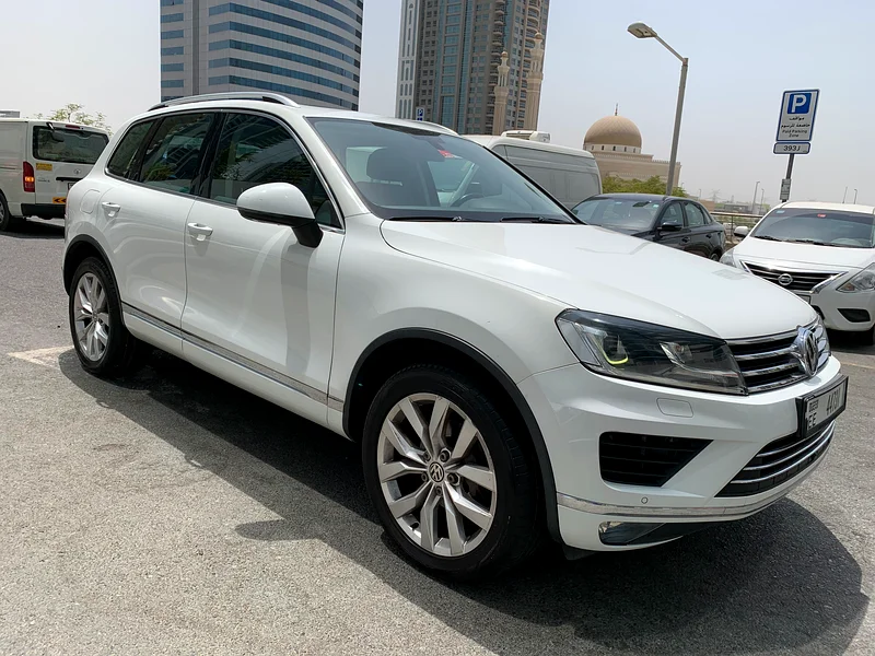 Volkswagen Touareg Sport 2016. GCC Specs Agency Service History , 2 Keys63699034404994111