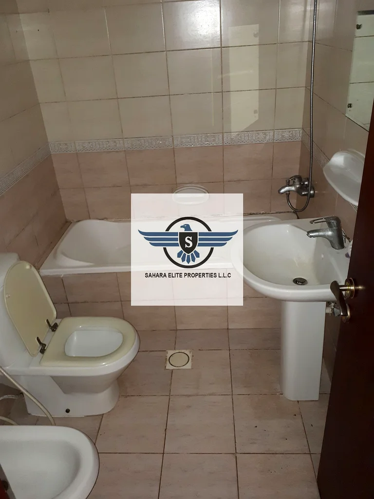 شقة واسعة بغرفة نوم واحدة مع شرفة ودفعات فقط سدسة في 35 ألف قرب حديقة النهدة النهدة اتصل بأسامة63707224193409113
