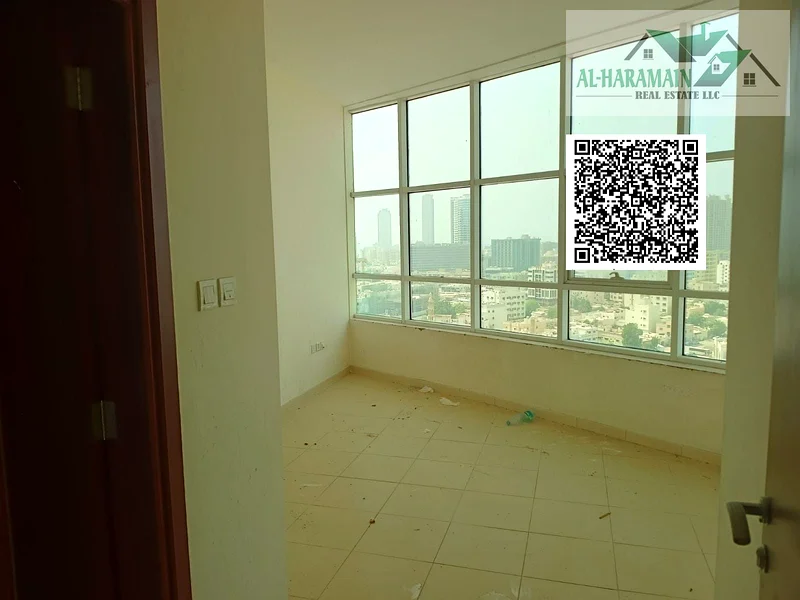 Two Bedroom For Rent Orient Towers Sea View 40000/- only63708497310977113